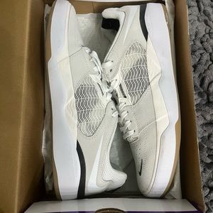 Nike SB Ishod Wair sneakers in white and gum colorway